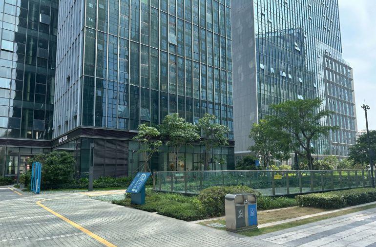 布吉石芽岭地铁站科技园全新红本厂房1000平可申请补贴可分租