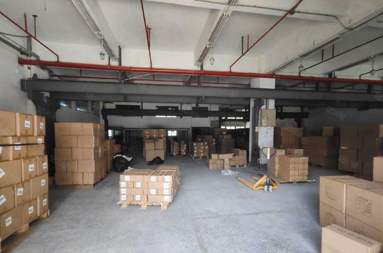布吉一楼厂房800平，适合快递仓储，带卸货平台，空地超大