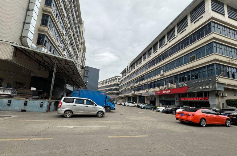 李朗国际珠宝产业园附近新出楼上精装办公室厂房仓库2800平