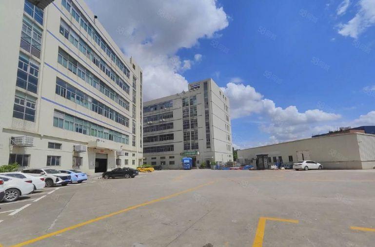 布吉一楼厂房800平，适合快递仓储，带卸货平台，空地超大