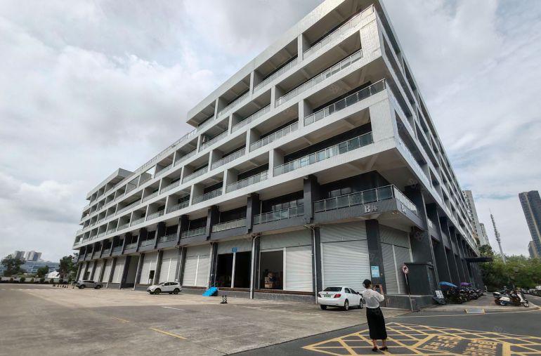 布吉丹竹头原房东楼上精装修电商仓库办公室600平厂房出租可分