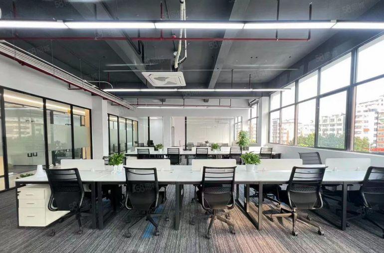 布吉长龙地铁口一楼1000平方，楼上501000都可以分