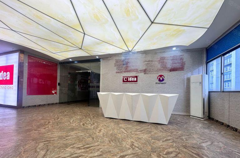 布吉地铁口楼上厂房仓库1500平出租，带装修