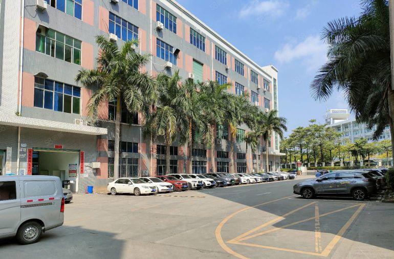 布吉带装修厂房出租1300平可分租 工业园低价一楼仓库出租