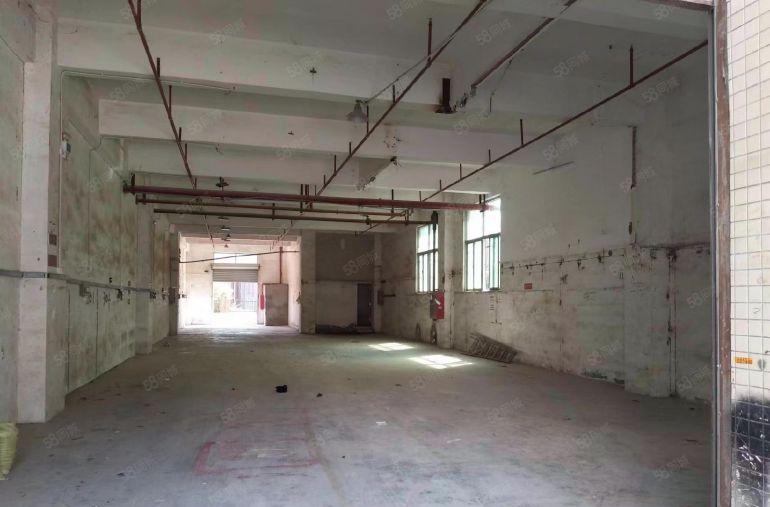 丹竹头地铁口原房东厂房2000平米招租，已分小面积现成装修
