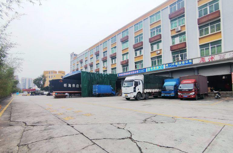 布吉丹竹头物流园厂房出租一楼仓库出租可分租小面积主干道边上