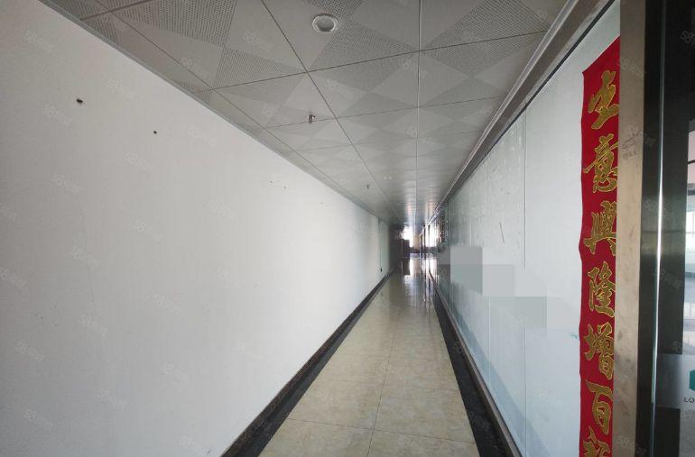 布吉地铁站旁边楼上325平米精装修电商仓库厂房出租带上下水