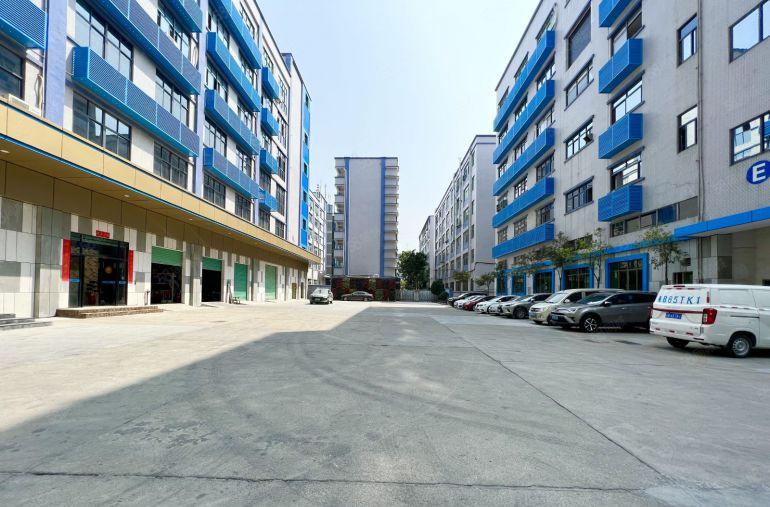 临近关内罗湖！布吉龙山工业区单层2000平仓库厂房出租可分租