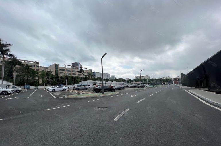 布吉上李朗红本工业园一楼1500平方厂房出租带消防喷淋