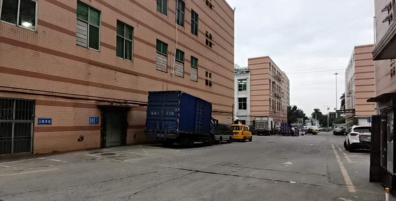 空地大！20元租布吉丹竹头地铁口一楼二楼红本厂房仓库低价出租