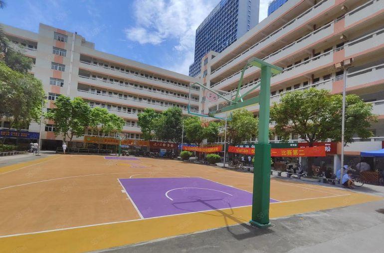 南湾街道李朗布澜路园区厂房开发商直租，500平起分，配套齐全