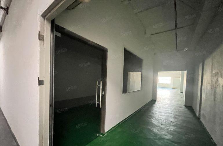 大芬李朗地坪漆厂房出租258 18元特价送免租期
