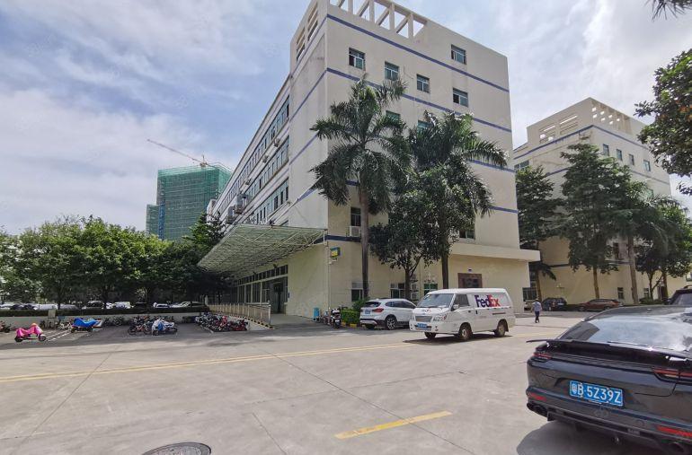 布吉木棉湾大芬双地铁口2200平国企厂房出租