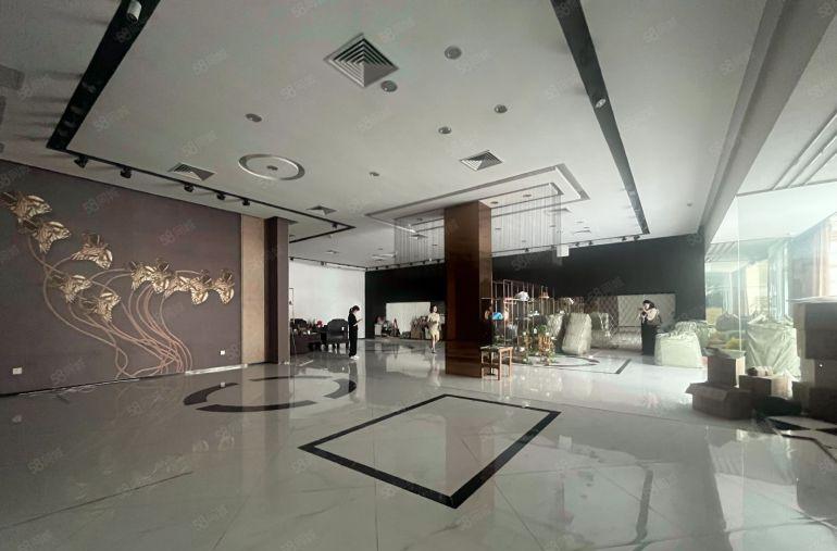 布吉石芽岭地铁口厂房出租2000平，可做研发生产加工