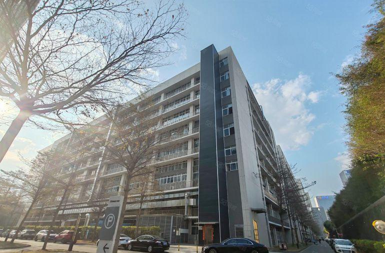 布吉李朗原房东1450平精装修厂房出租 使用率高 带现成精装