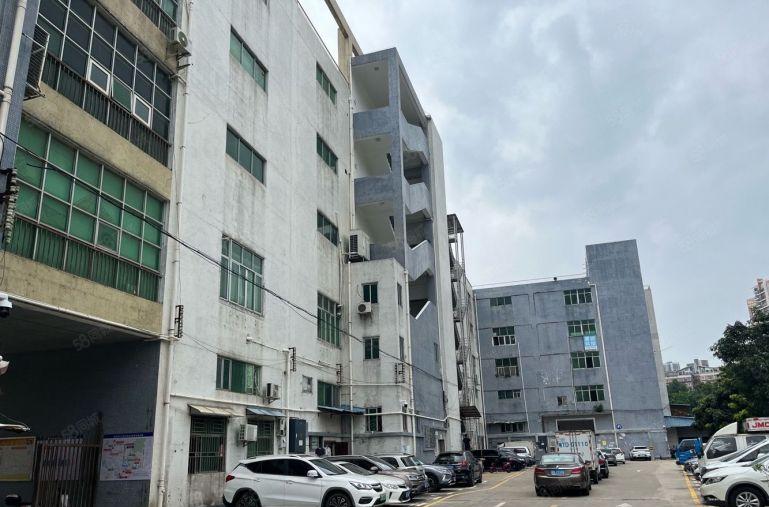 布吉东站布龙路边上3楼1000平厂房出租原房东使用率高