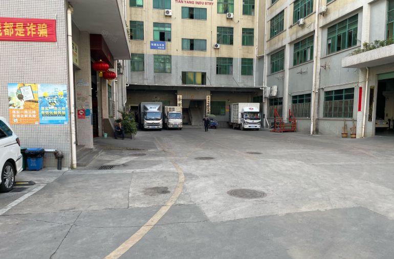 布吉上水径恒通工业区带装修厂房1160片出租