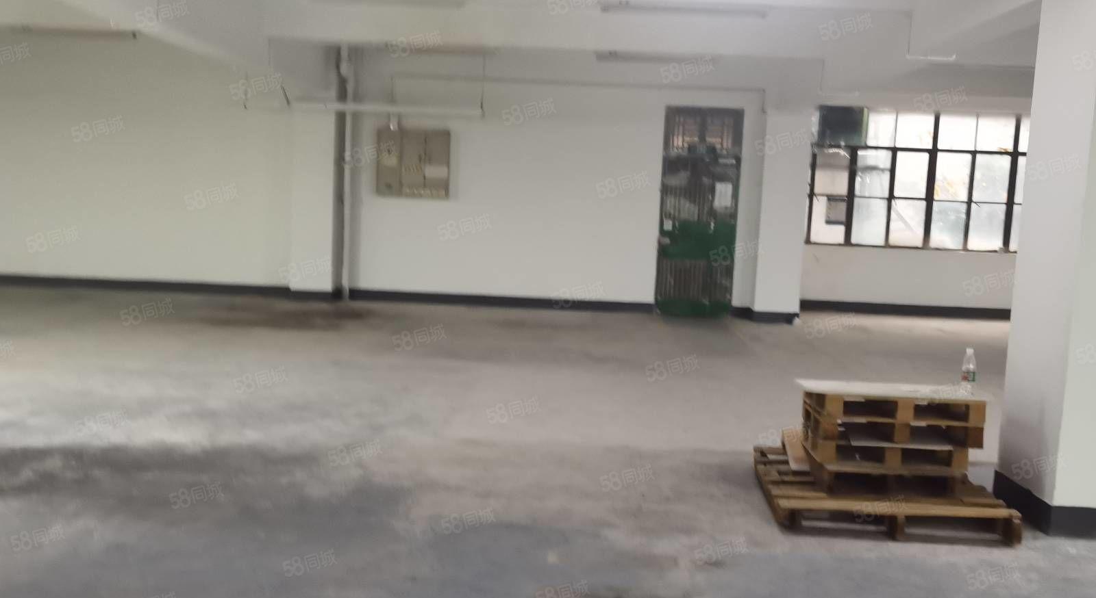 秀峰工业城 800平方起租 独门独院 大型工业区