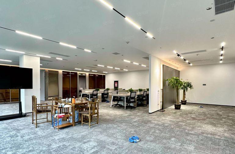 深圳布吉百鸽笼地铁口精装修写字楼电商办公50平起分租