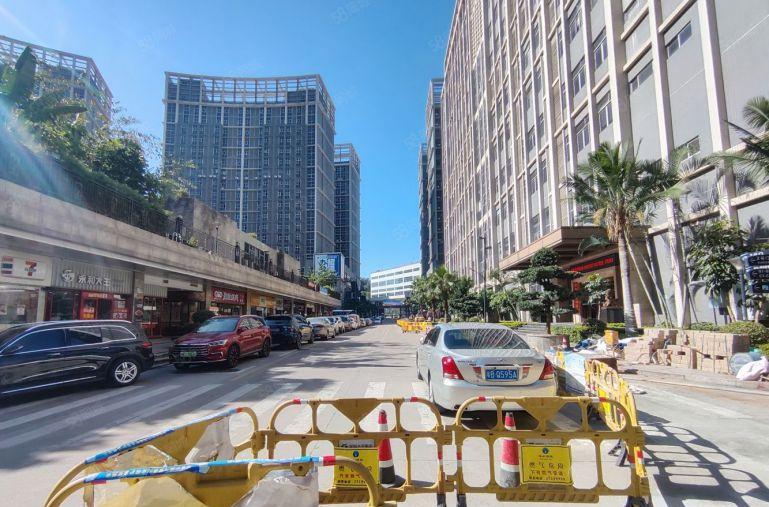 李朗凉帽山地铁口特价厂房仓库办公出租300平起分