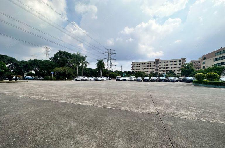 布吉花园式厂房楼上1000平带装修出租，可分租 两部3吨货梯