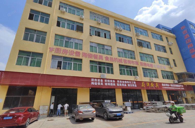 布吉街道老街厂房出租，周边人流旺，可进大货车，一楼也可做店铺