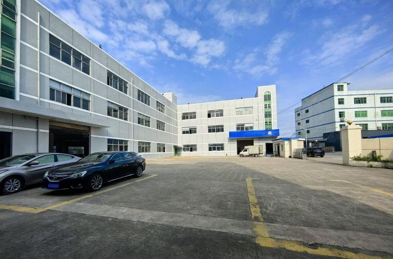 业主急租！布吉丹竹头楼上800平精装修厂房仓库低价出租可分租