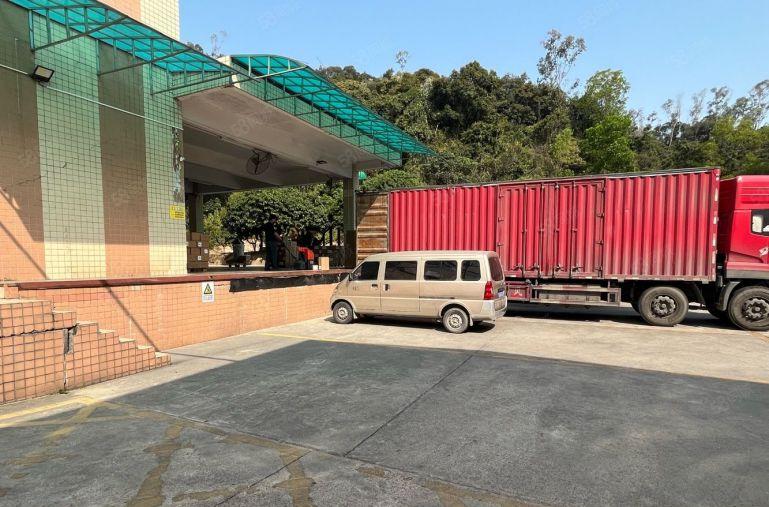 甘坑2楼2000平仓库出租原房东带红本可分组500平起租