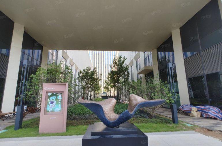 大芬地铁口花园式一楼1200平厂房仓库出租，可申请补贴