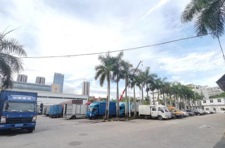 布吉高速口红本现成冻库配送物流仓厂房一楼无转让费