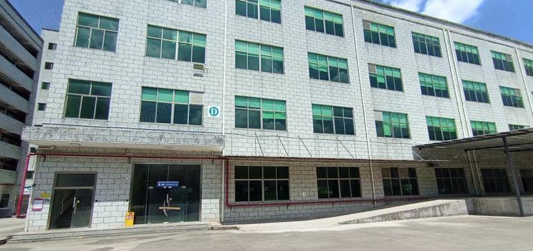 低价处理布吉南岭龙山工业园新出楼上6500平厂房仓库出租可分