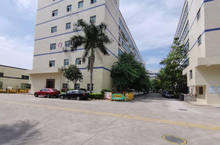 布吉木棉湾大芬双地铁口2200平国企厂房出租