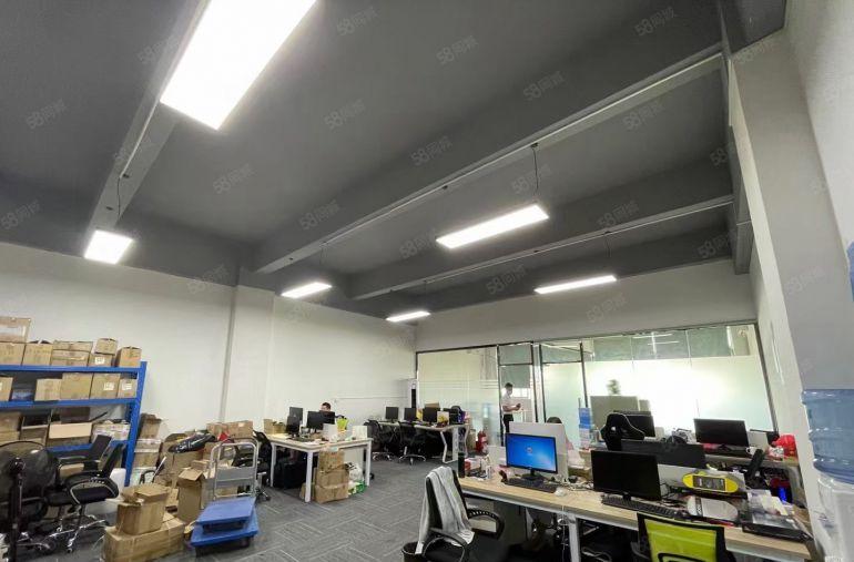 丹竹头地铁口边新出楼上300平现成装修办公室仓库厂房出租