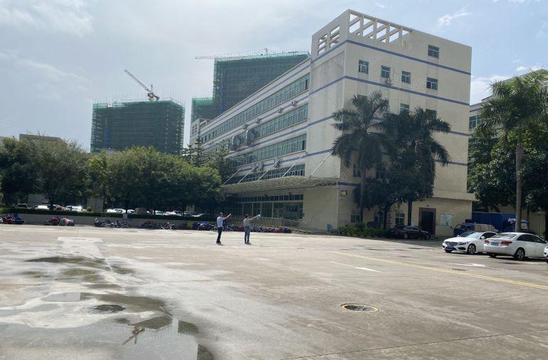 布吉南岭1983创意小镇5000平物流仓库带卸货平台