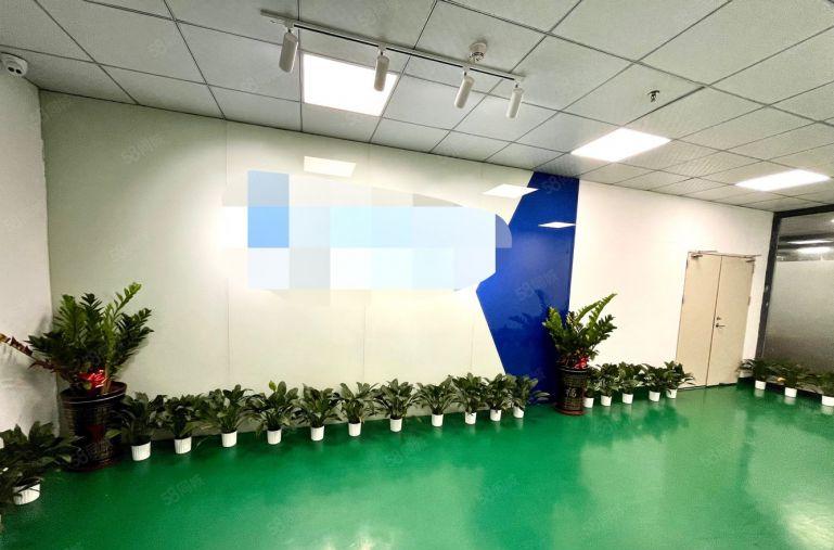 布吉李朗厂房出租原房东整层1500平 现成精装修 可分租