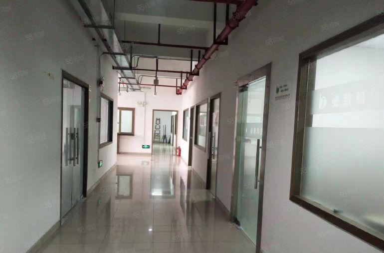 布吉慢城石芽岭地铁口，带装修各种面积格式