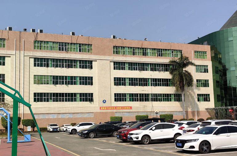 布吉甘坑客家小镇甘坑地铁站原房东红本整层厂房2900平方出租