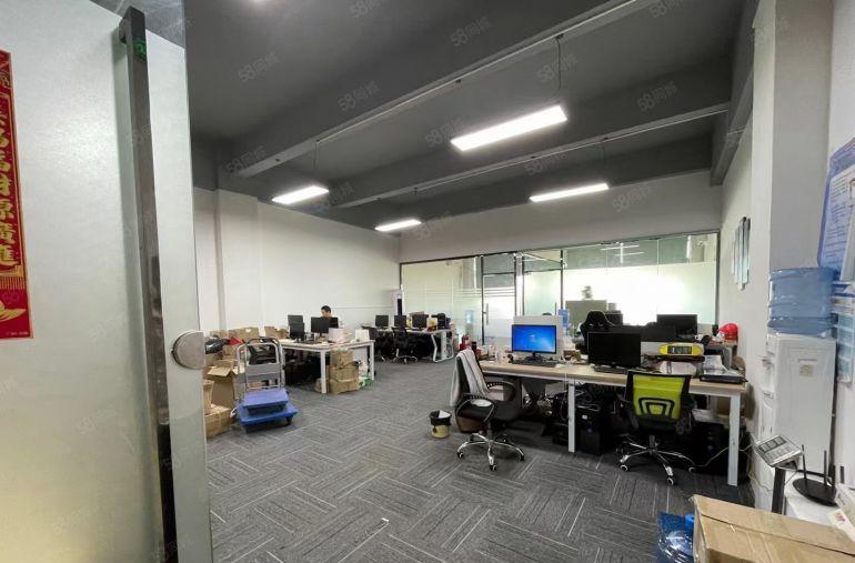 丹竹头地铁口边新出楼上300平现成装修办公室仓库厂房出租