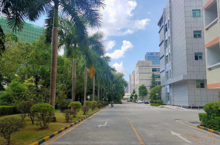 布吉李朗红本厂房出租 500平起租 整层2300平 低价仓库