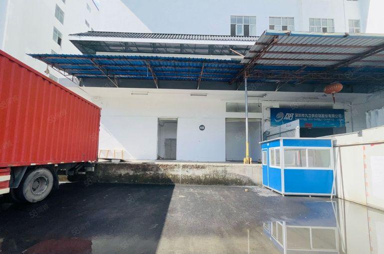 布吉李朗地铁口 花园式科技园，200平起租形象好空地大