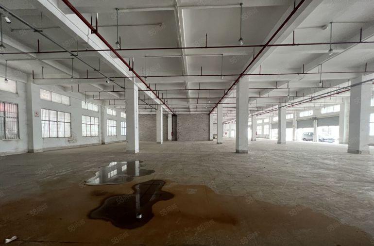 布吉李朗地铁口重工业厂房一楼1600平方出租带卸货平台空地大