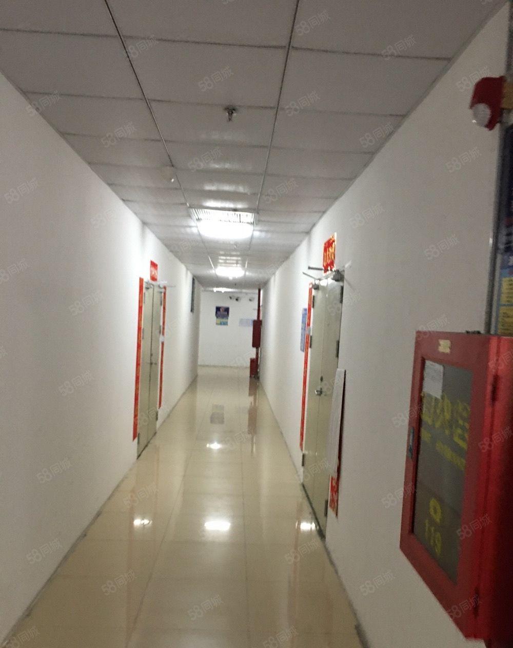 布吉丹竹头恩来工业城四楼150平米电商仓库出租