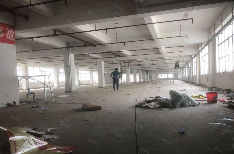 特价出租18块甘坑地铁站秀峰工业区红本厂房1000平可分组