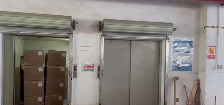 布吉李朗新出二楼厂房1350平厂房仓库出租，可分租带两部货梯