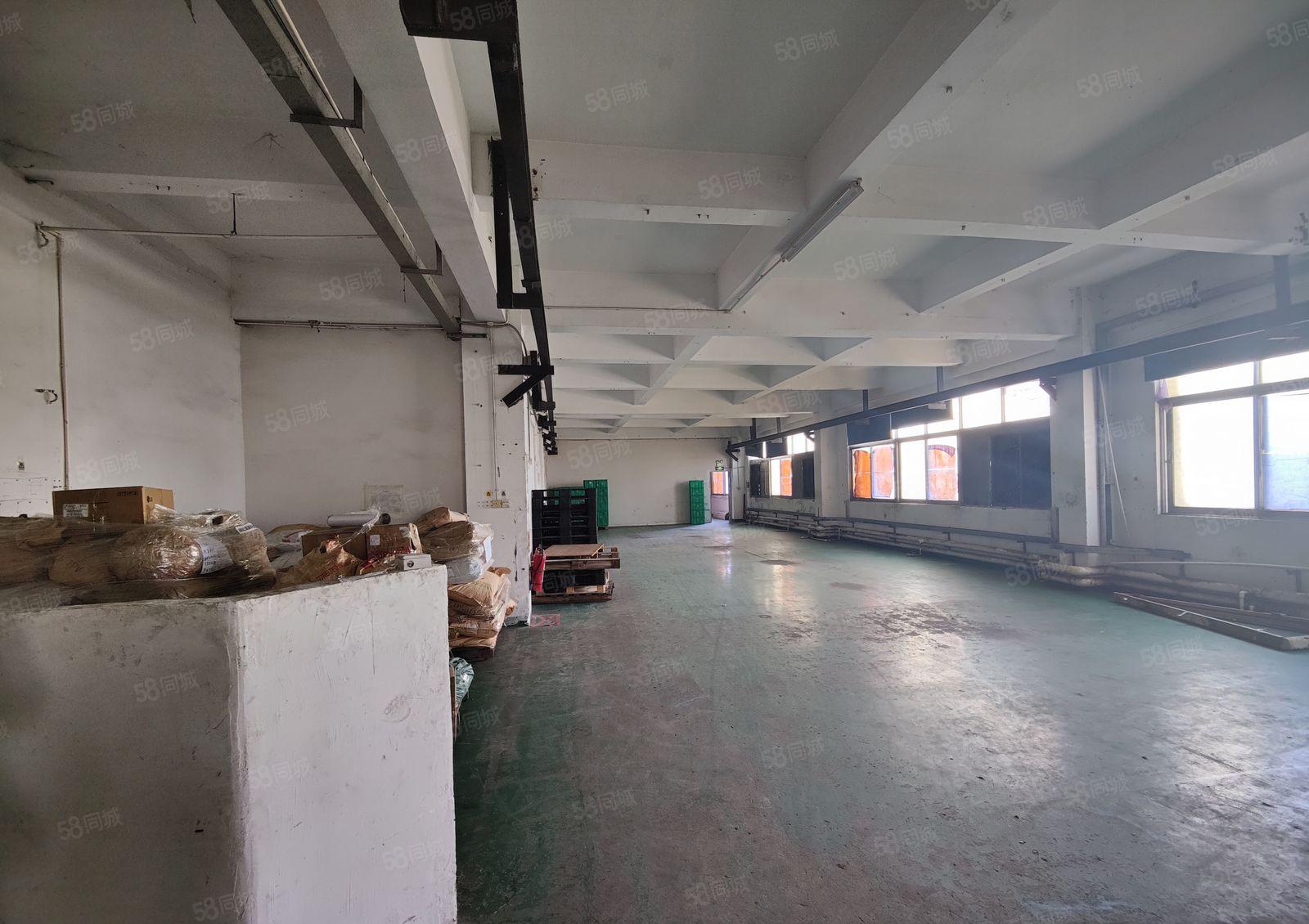 公明上村超大空地楼上2000平，带前台办公室车间，带有精装修