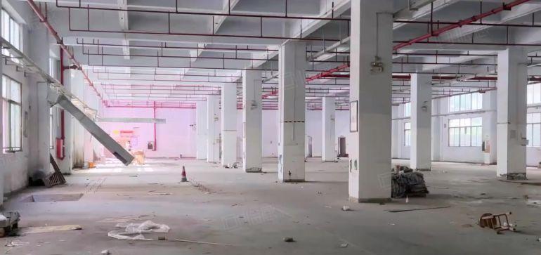 特价30元！公明上村独院厂房一楼2100平，使用率高