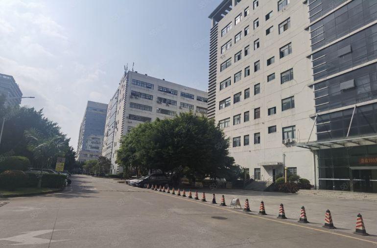 光明国企红本带装修厂房出租2600平米实际面积不用转让费