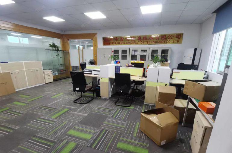 公明蒋石松柏路旁（精装厂房出租，1000平，随时可看可谈）