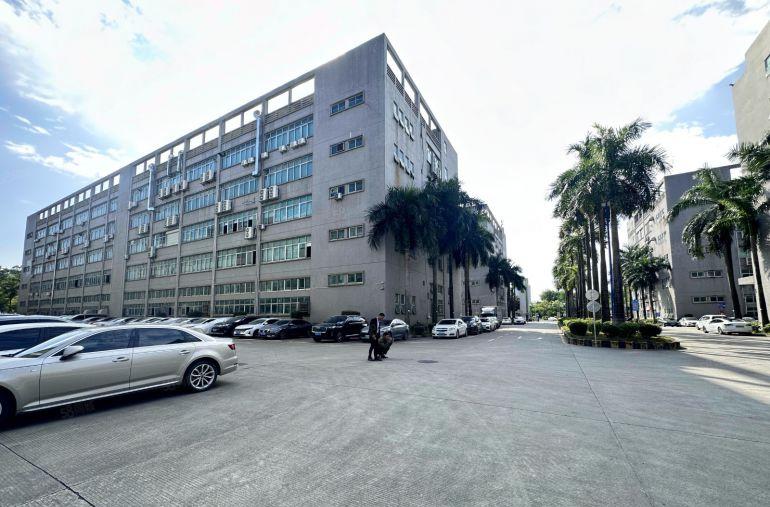 地铁口光明工业园区1000平至3800平厂房出租仓库出租一楼