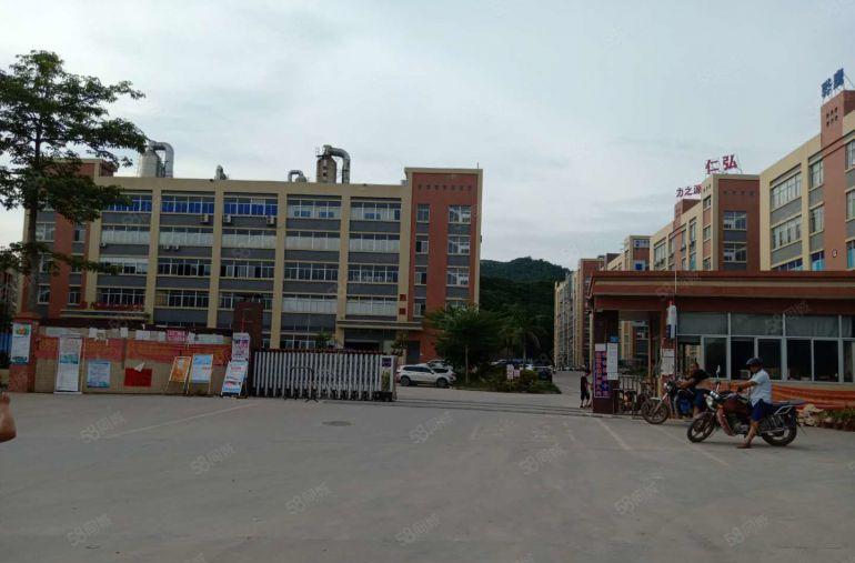 光明楼村地铁口楼上2000平原房东带装修厂房出租仓库分租